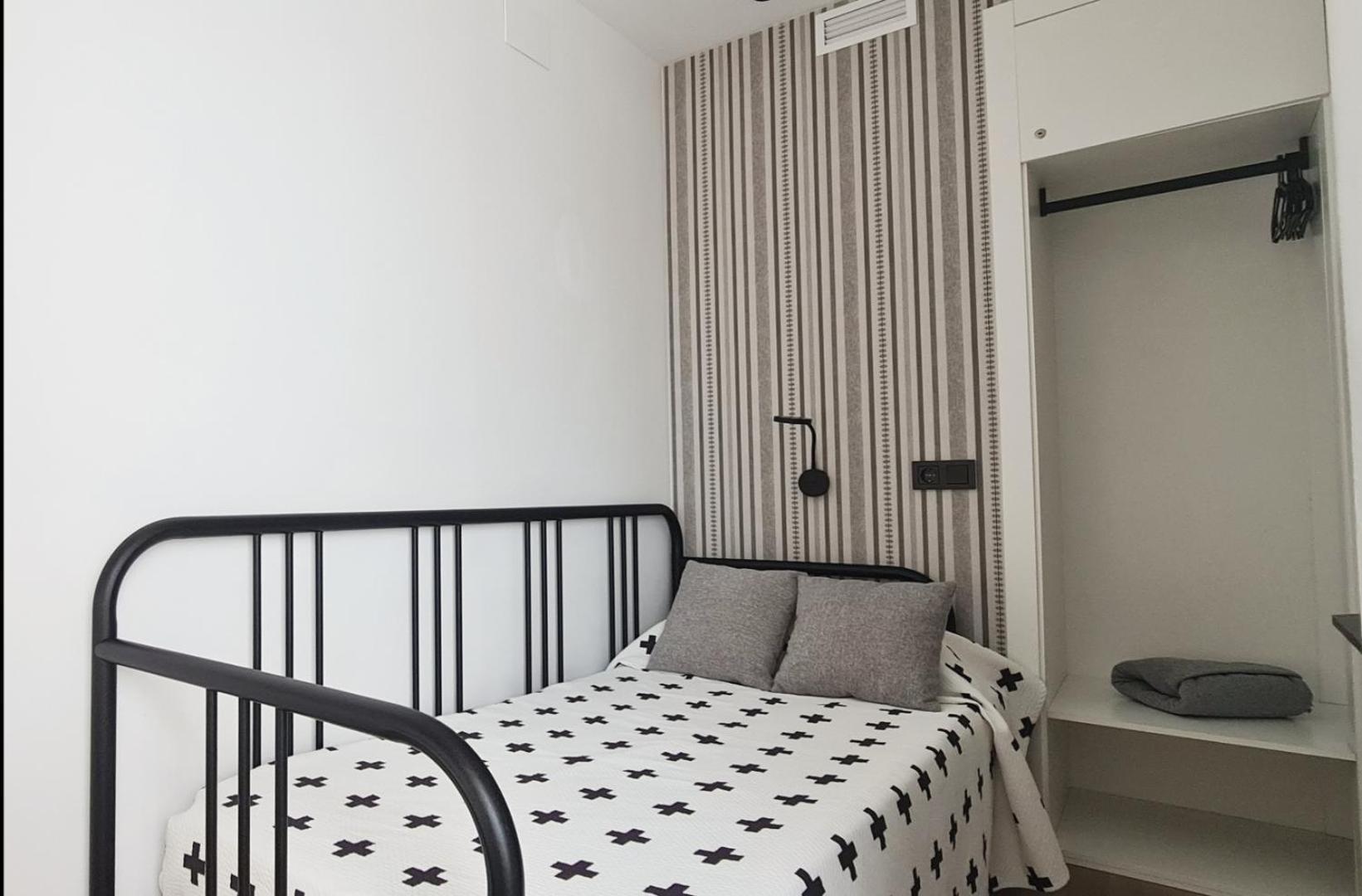 Apartment In The Center Of Alicante Exterior foto
