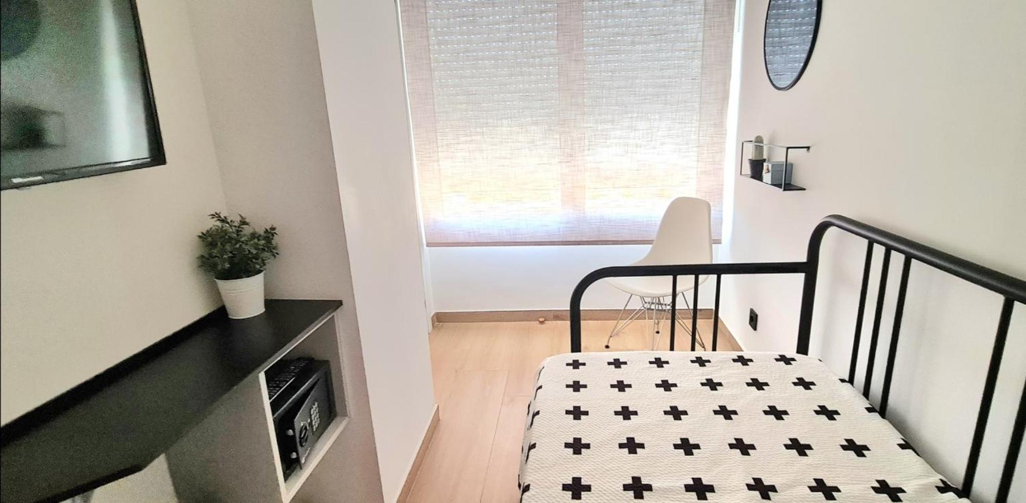 Apartment In The Center Of Alicante Exterior foto